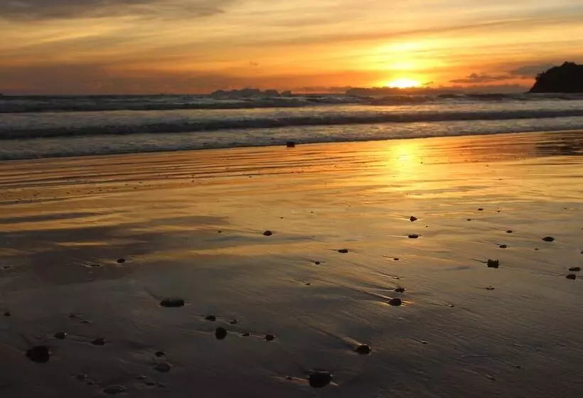 Golden Bay Cottage   Sha Extra Plus