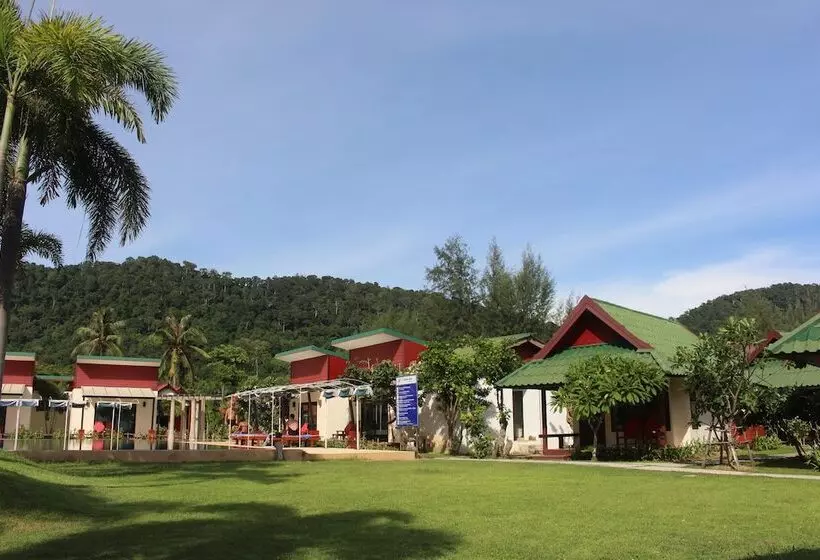 Golden Bay Cottage   Sha Extra Plus