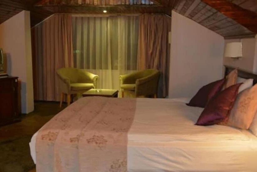 ホテル Abant Gol Evleri