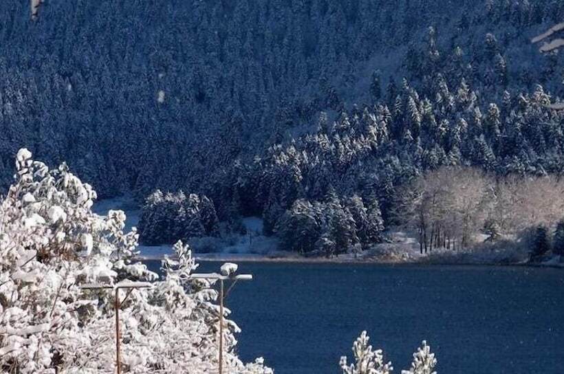 ホテル Abant Gol Evleri