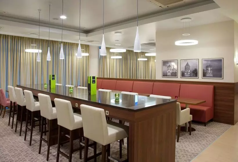 هتل Hampton By Hilton Minsk City Centre