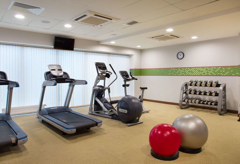 Отель Hampton By Hilton Minsk City Centre