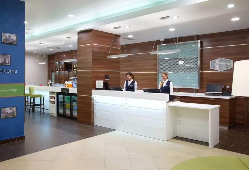 هتل Hampton By Hilton Minsk City Centre