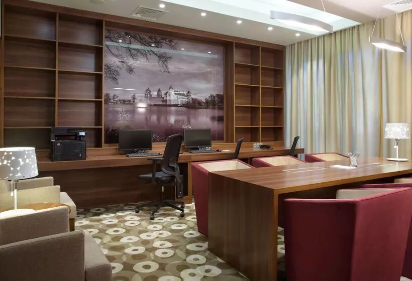 هتل Hampton By Hilton Minsk City Centre