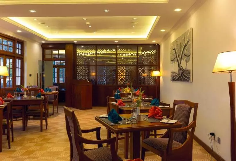 Hotel Heaven Seven  Nuwara Eliya