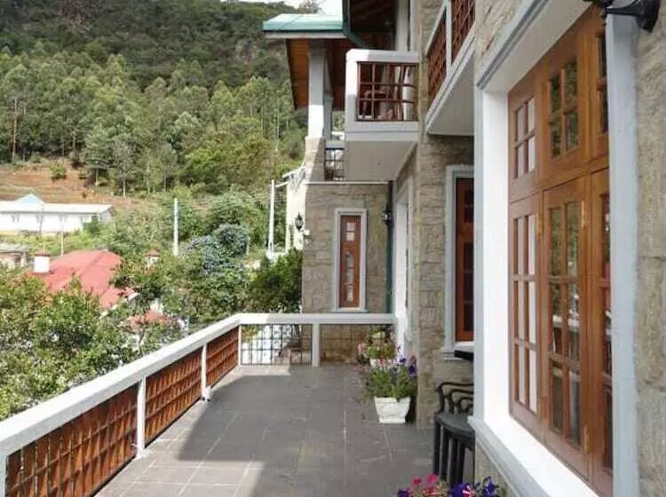 Hotel Heaven Seven  Nuwara Eliya