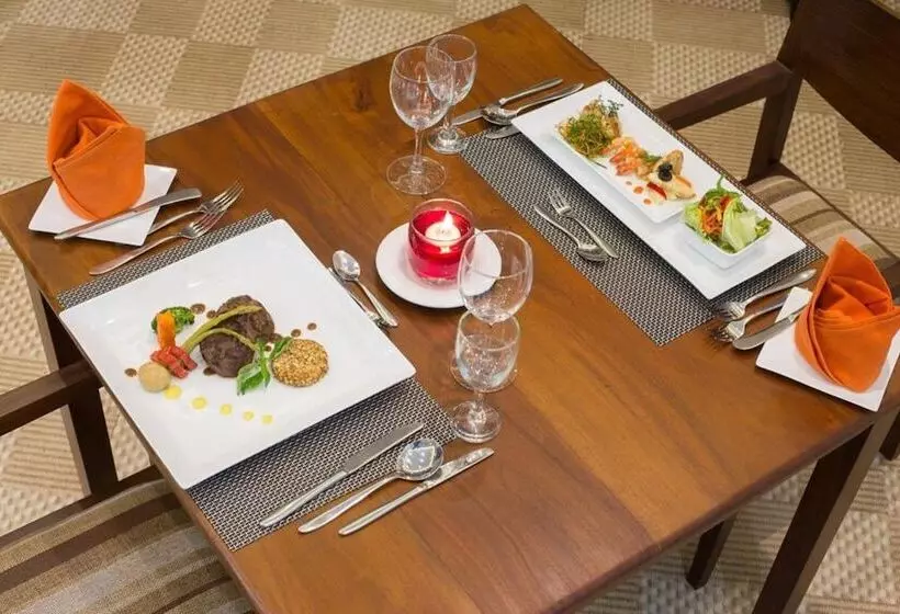 Hotel Heaven Seven  Nuwara Eliya