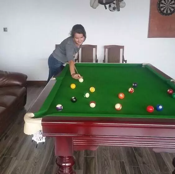 Hotel Heaven Seven  Nuwara Eliya