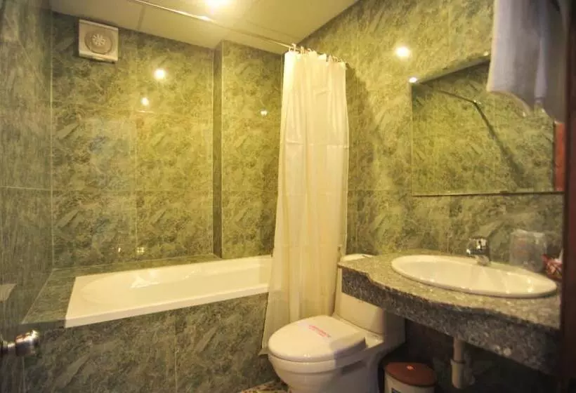 هتل Hong Thien Ruby