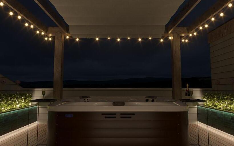 Lochside House Hotel & Spa