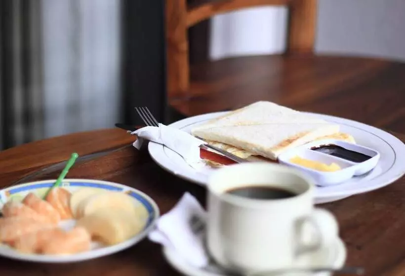 Hotel New Asta Graha Guesthouse