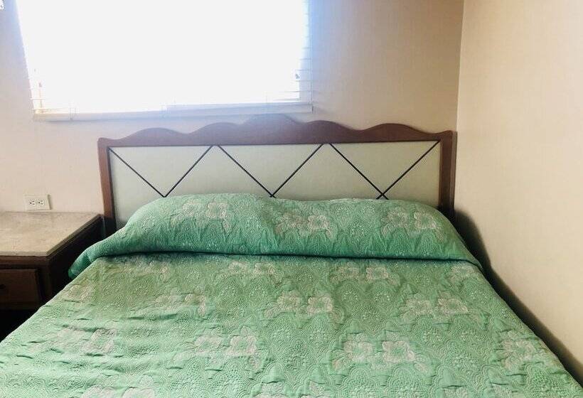 בית מלון כפרי Posada Los Olivos Los Mochis