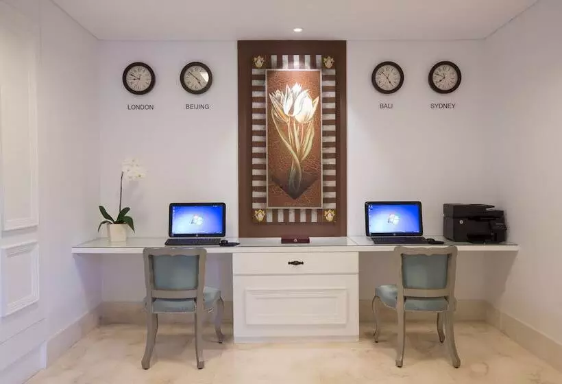 Hotel Santika Seminyak