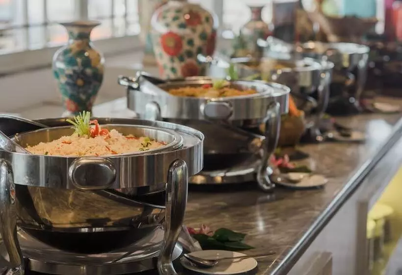 Hotel Santika Seminyak