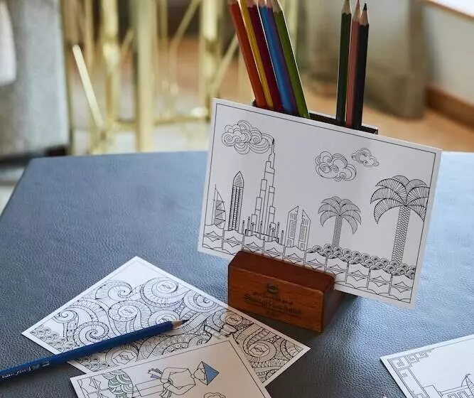 酒店 Shangri La Apartments