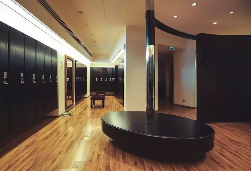 酒店 Shangri La Apartments