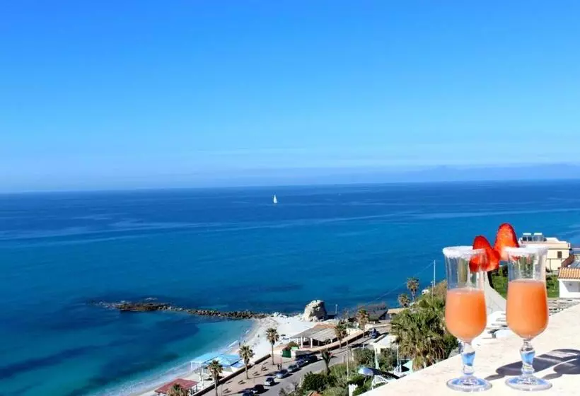 Отель Terrazzo Sul Mare