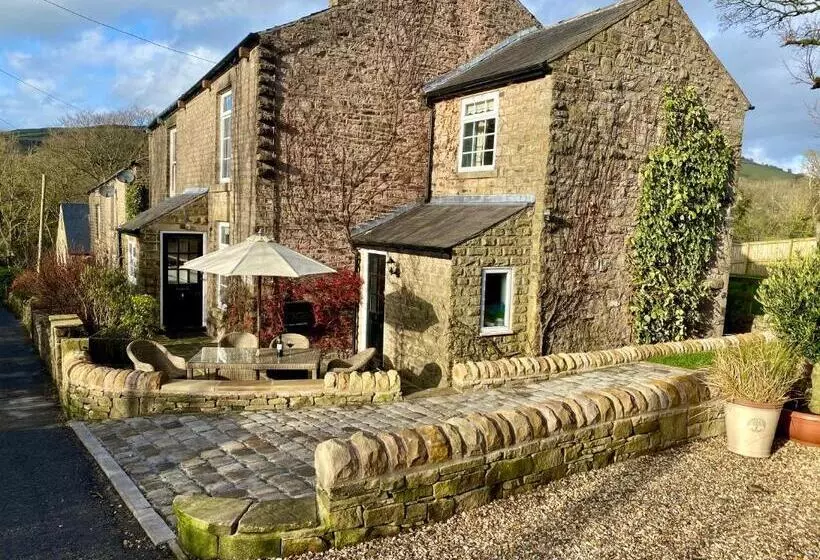 Hotel The Old Hall Inn