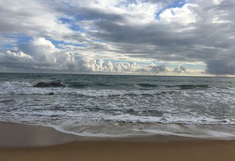 ホテル Water Edge Resort