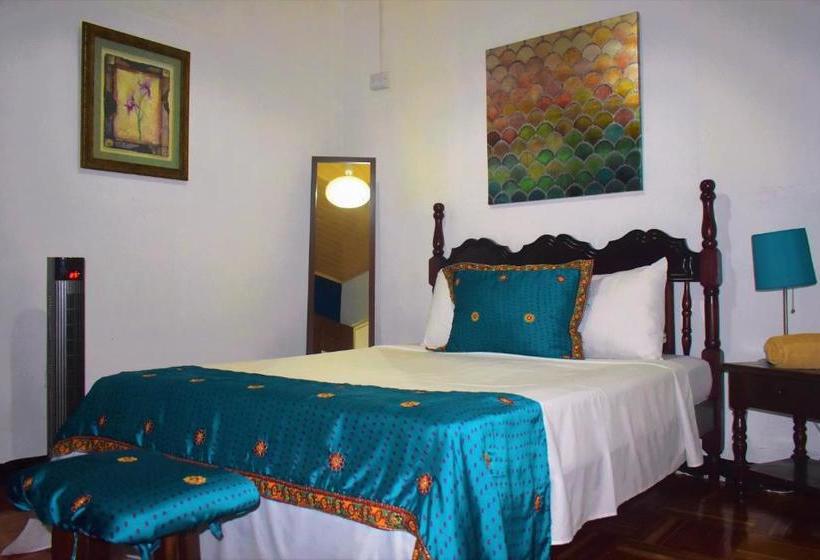 Lajuela Bnb & Hostel