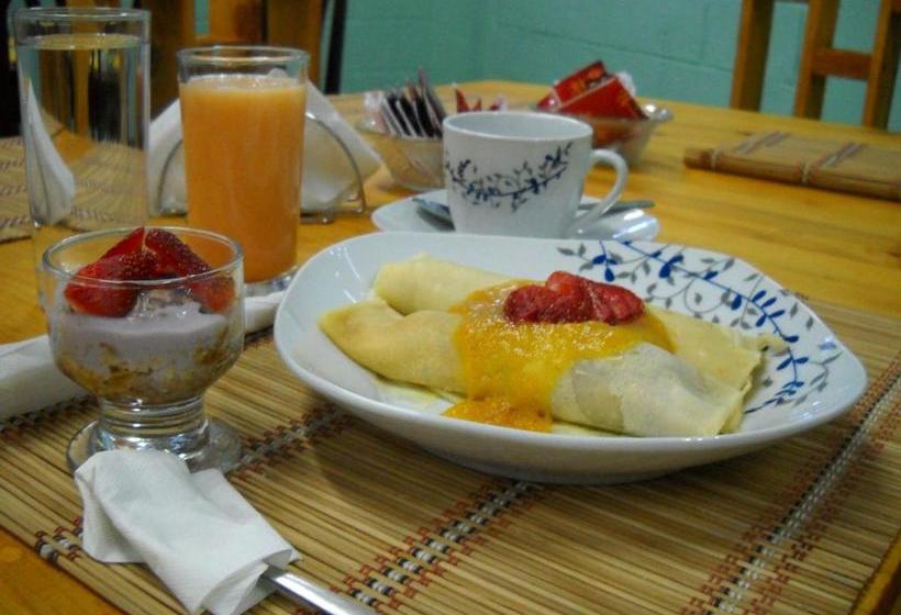 Lajuela Bnb & Hostel