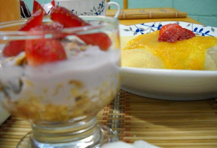 Lajuela Bnb & Hostel