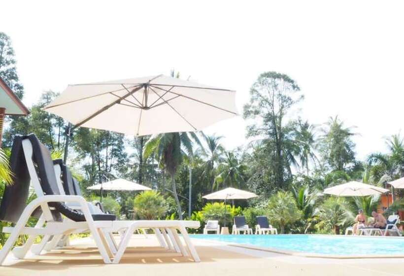 Peaceful Resort Koh Lanta