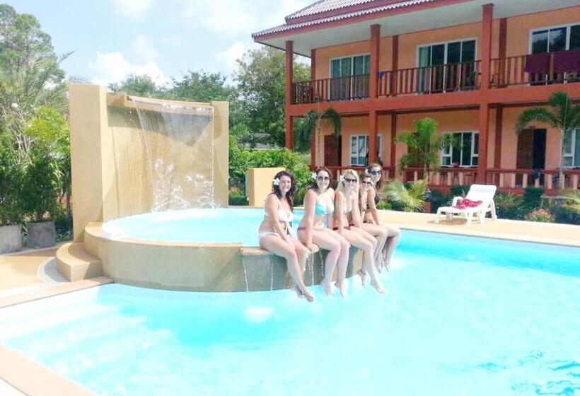 Peaceful Resort Koh Lanta