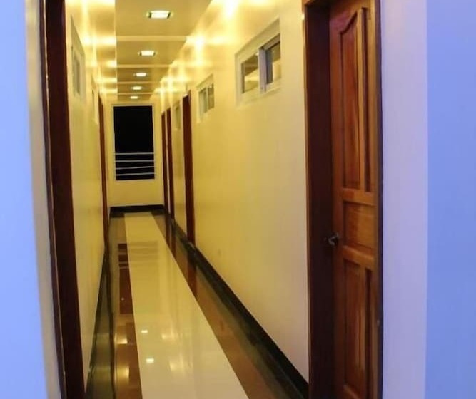 פנסיון Citrine Tourist Travel Lodge