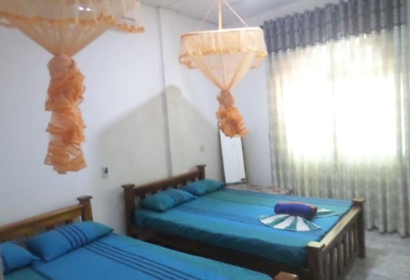 Пансион Pradeepa Guest House