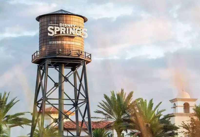 Wyndham Garden Lake Buena Vista Disney Springs® Resort Area