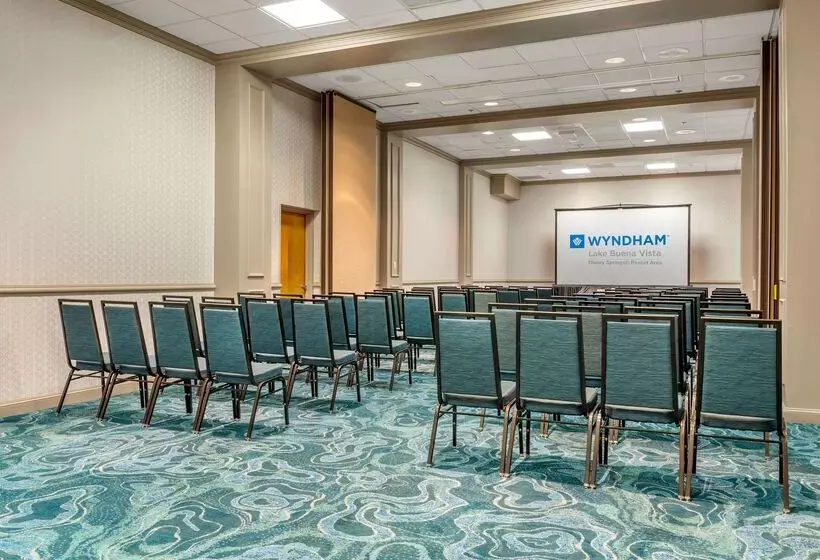 Wyndham Garden Lake Buena Vista Disney Springs® Resort Area