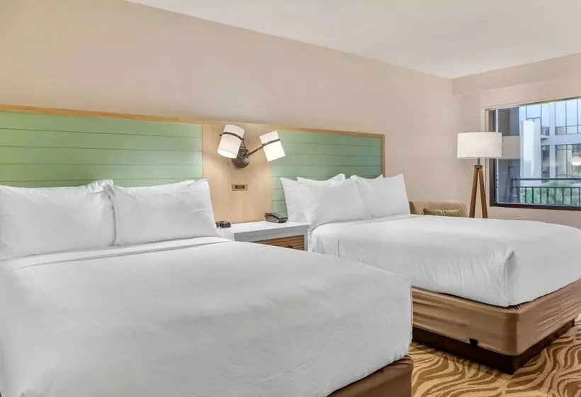 Wyndham Garden Lake Buena Vista Disney Springs® Resort Area