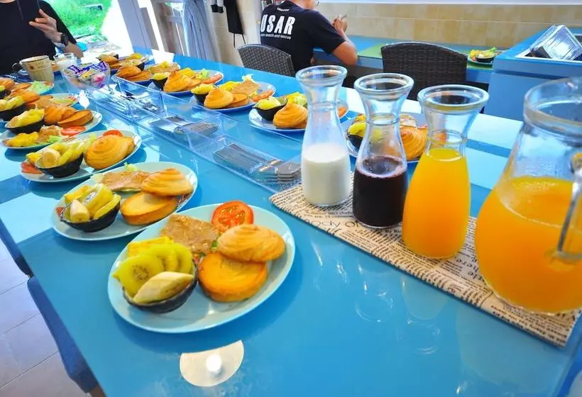 تختخواب و صبحانه Sea Daughter S Homestay