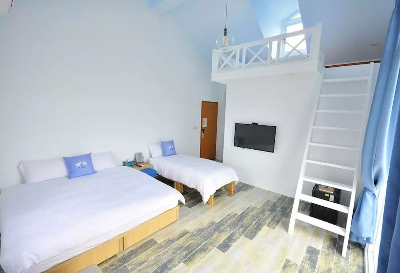 تختخواب و صبحانه Sea Daughter S Homestay