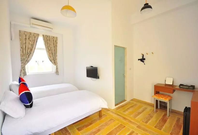 تختخواب و صبحانه Sea Daughter S Homestay