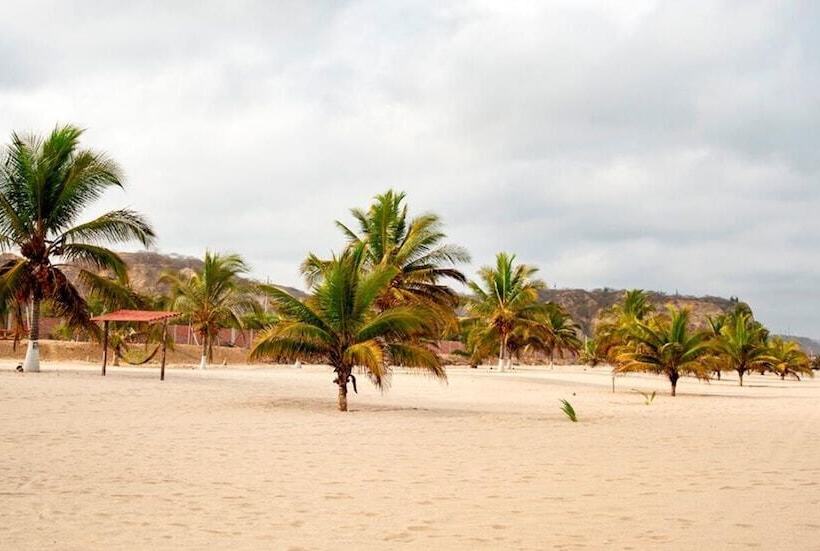 ホテル Amotape Comfort