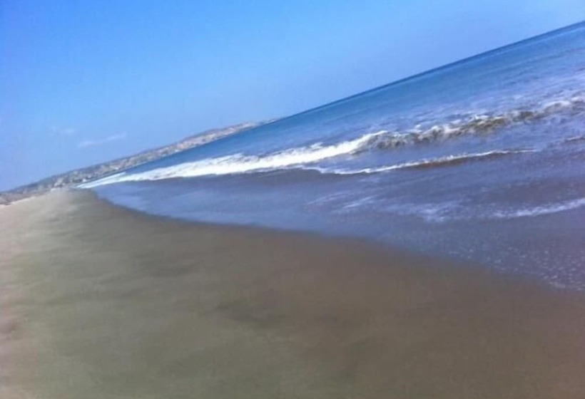 ホテル Amotape Comfort