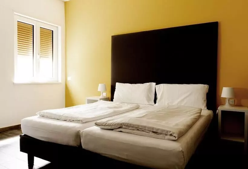 هتل Ariston Apartment