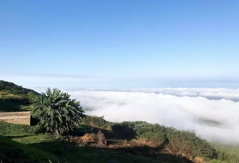 هتل Buckswood Hilltops