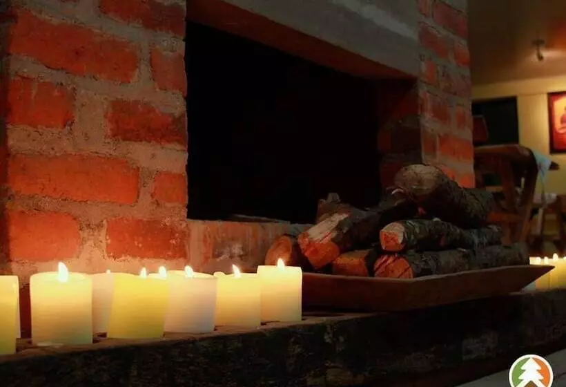 Hotelli Cabañas Alla Arriba