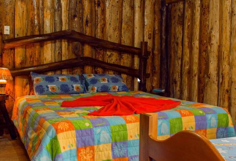 فندق Cabañas Alla Arriba