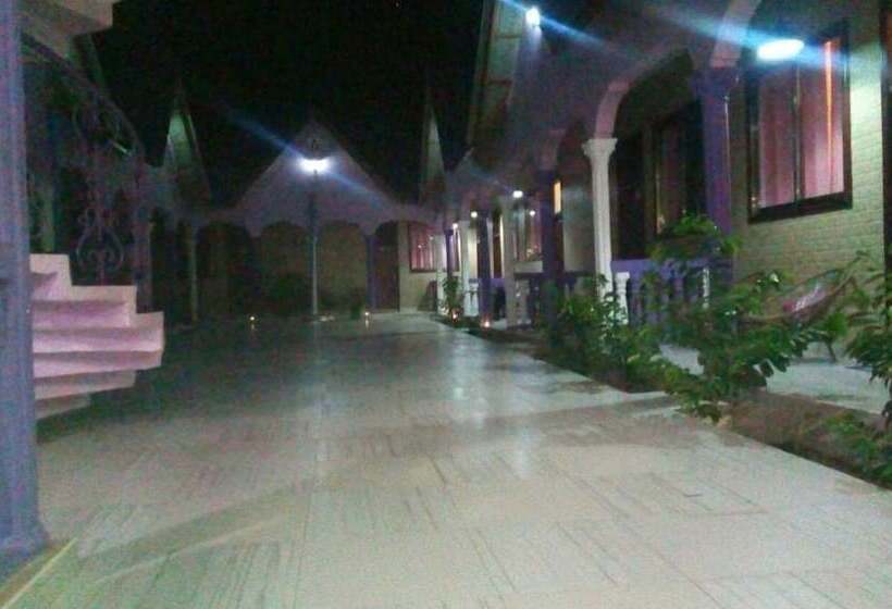 בית מלון כפרי Dalma Zambarau Lodge