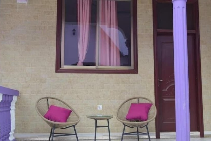 בית מלון כפרי Dalma Zambarau Lodge