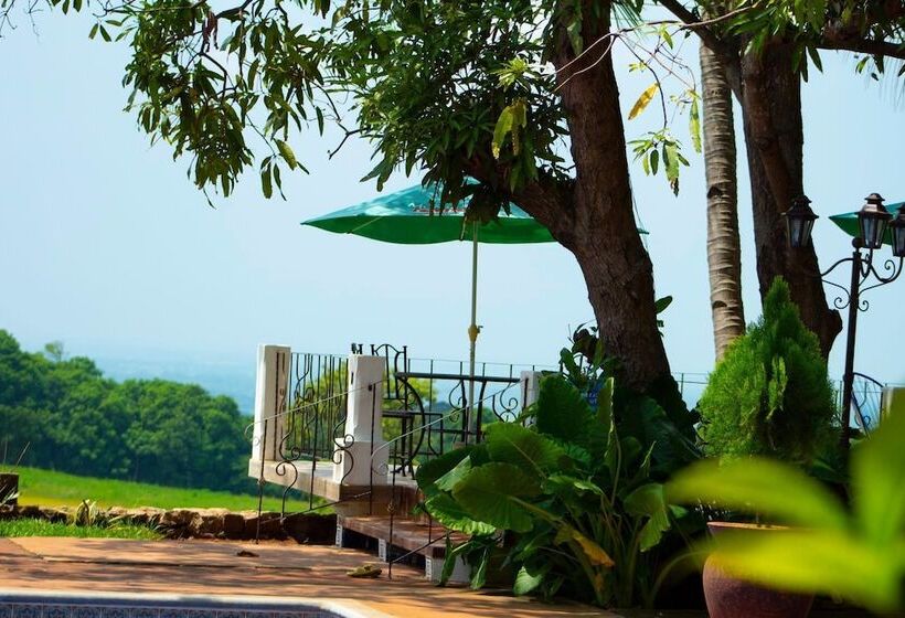 هتل Hostal Las Marias