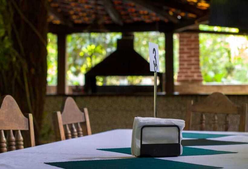 هتل Hostal Las Marias