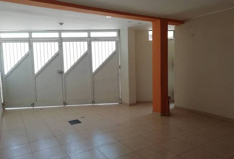 호텔 Nakeli Hospedaje