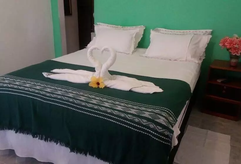 ホテル Pousada Bionica