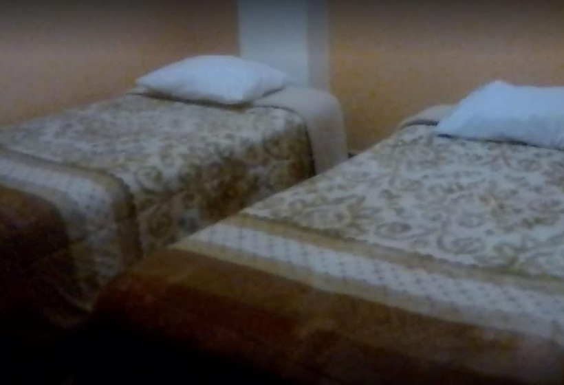 هتل Puertas Del Cielo