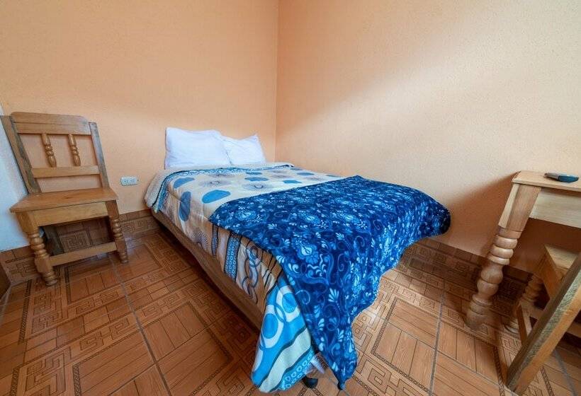 هتل Puertas Del Cielo